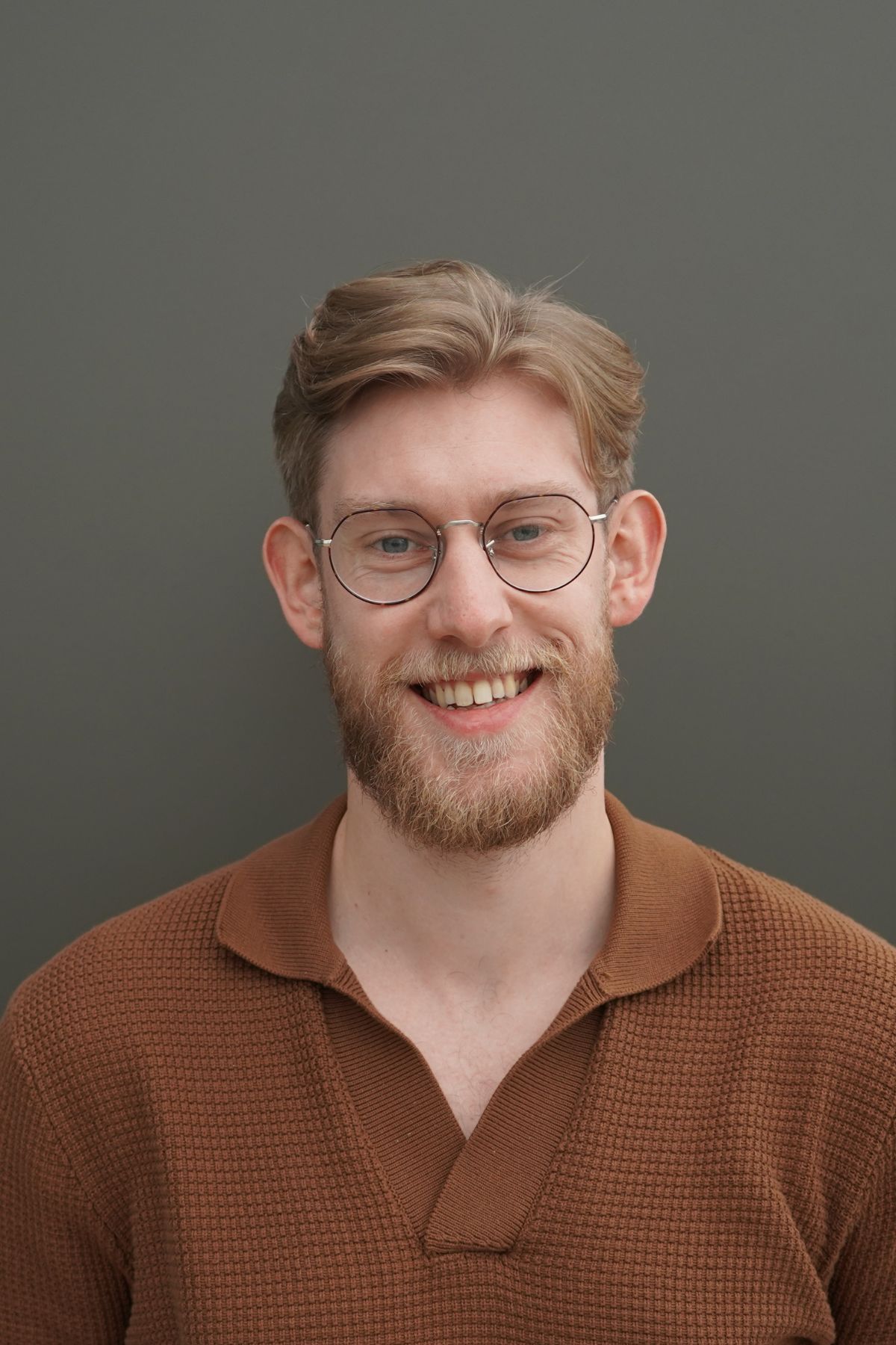 Headshot of Alex Smith